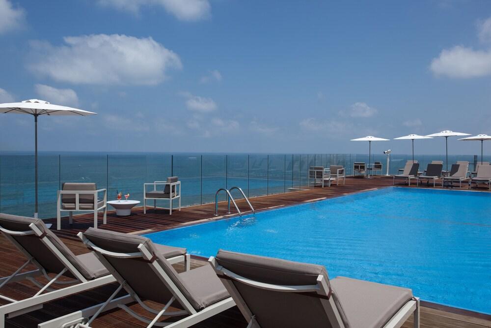 Carlton Tel Aviv Hotel Luxury On The Beach Tourist Israel