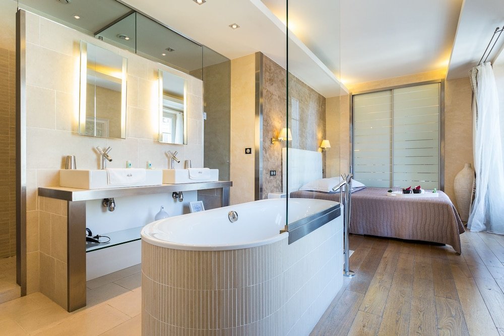 Le Dortoir Multi Storey Luxury Suites, Nice Hotels by Tourist Journey