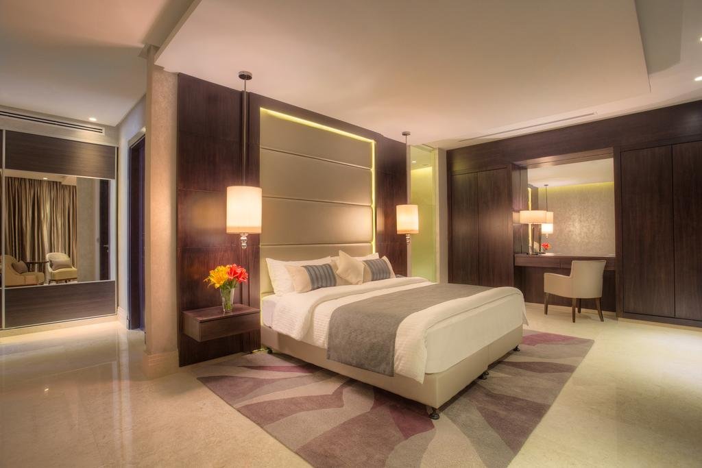 W Amman Tourist Jordan